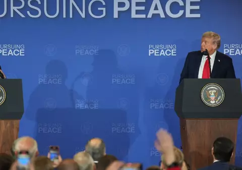 Donald Trump habar n-are ce vrea Vladimir Putin în Ucraina și crede că teritoriile sunt motivul invaziei ruse