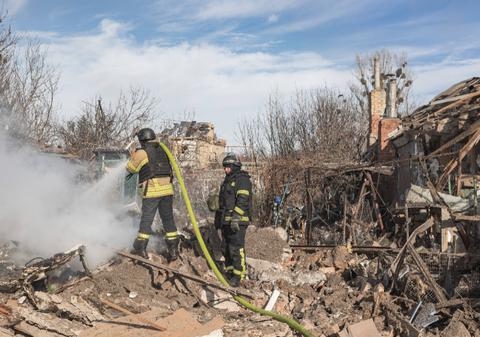 „4 ani de război în Ucraina”. Aproape 55% dintre români cred că Rusia este vinovată de declanșarea războiului din Ucraina, în scădere semnificativă față de mai 2022