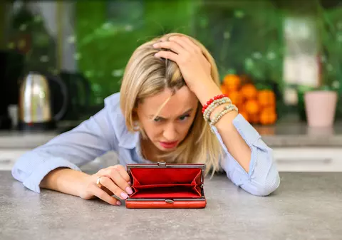 De jure, de facto și după părerea mea: recesiunea