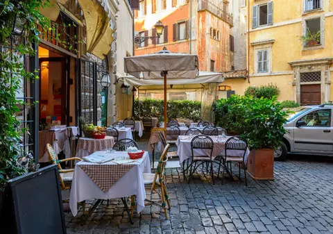 Orașele cu cea mai bună mâncare din lume sunt în Italia: patru dintre ele sunt la doar două ore de București