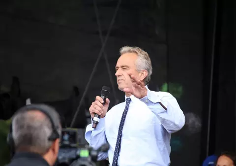 Secretarul american al sănătăţii a vorbit despre trecutul său de toxicoman și a provocat un nou scandal: „Nu mi-e frică de microbi. Am prizat cocaină pe chiuvete în toalete”