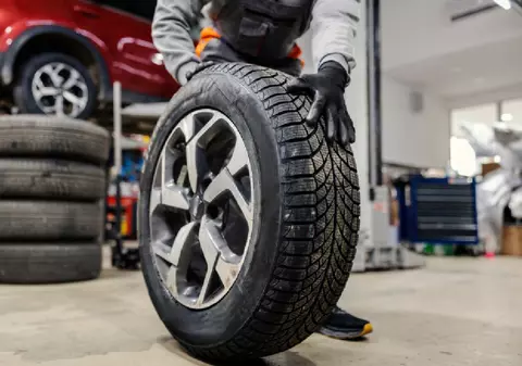 Service-urile vor RCA echitabil și controale împotriva atelierelor ilegale. Ce s-a decis în întâlnirea POSA de la Ploiești