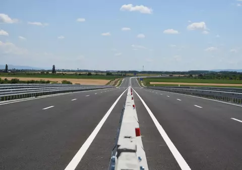 Bătălie pe construcția Autostrăzii A1: 13 companii gigant au intrat în competiție pentru a treia bandă între București-Pitești