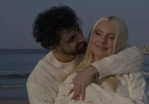 Cine este Ștefan Oprea, iubitul cântăreței Alexandra Stan. De patru ani urcă împreună pe scenă