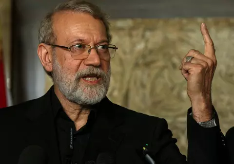 Unul dintre cei mai influenți lideri din Iran îl amenință pe Donald Trump: „Să fie atent să nu dispară”