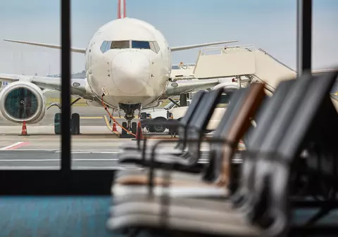 28 de zboruri anulate pe Aeroportul Otopeni din cauza conflictului din Orientul Mijlociu