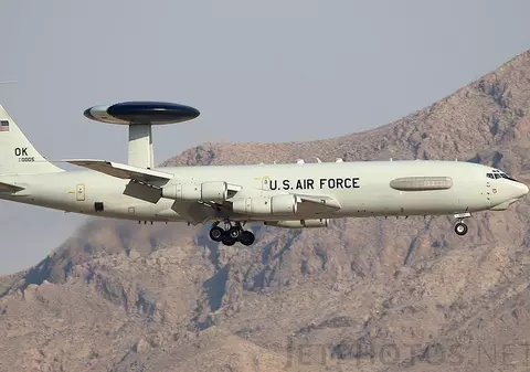 Iranul susține că a doborât un avion de spionaj al SUA care costă 400 de milioane de dolari