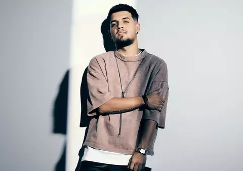 Babasha, gest impresionant pentru tatăl său: „Prețuiți-vă părinții”. Imaginile s-au viralizat pe Instagram