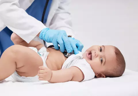 Soluția care îi ajută pe bebeluși să scape de durere, când sunt în spital