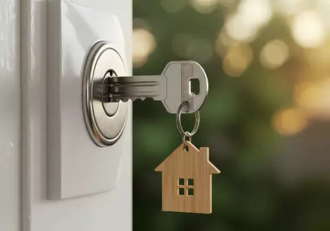 Un chiriaș nu a mai plătit chiria cu lunile, proprietarul află că e în închisoare, dar nu a putut să-și recupereze locuința timp de un an, în Franța