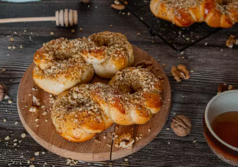 De ce se fac mucenicii în formă de 8