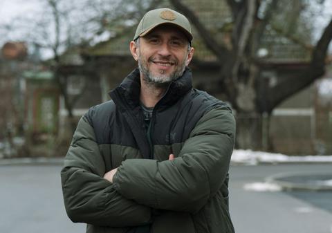 Dragoș Bucur, noi detalii despre viața trăită departe de București: „Am senzația că devenim încet-încet țărani”. Ce animale crește în gospodărie actorul