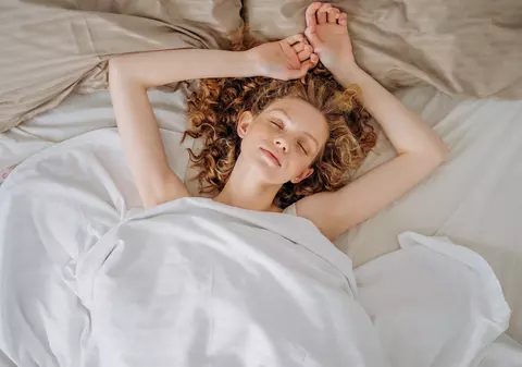 Cum influențează somnul digestia. Obiceiul de dimineață despre care nimeni nu vorbește