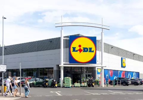 Lidl anunță o schimbare importantă în 1.000 de magazine din Marea Britanie. Cine va primi „mâncare gratuită”