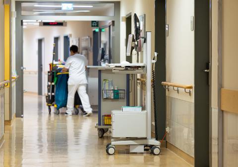 Angajații europeni, inclusiv români, părăsesc Germania: „Nu ne putem permite”