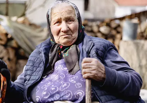 Ilie Bolojan a recunoscut că mama sa i-a cerut să se întoarcă acasă: „Mi-a spus asta de mai multe ori”
