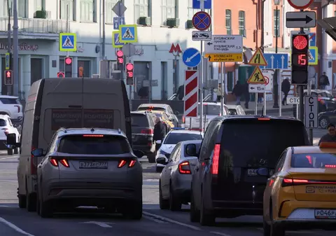 Mașinile furate în UE vor fi înmatriculate legal în Rusia, la ordinul lui Vladimir Putin