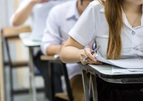 Modele de subiecte la simularea Evaluării Naționale la matematică 2026 