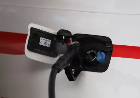 Nicușor Dan promite că prețurile carburanților nu se vor majora din cauza accizelor: „Nu se pune problema să se intervină în plus”