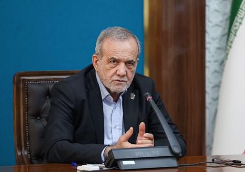 Iranul își suspendă atacurile asupra țărilor vecine. Președintele Masoud Pezeshkian: „Cer scuze”