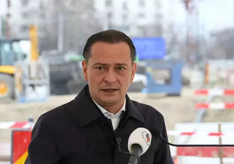 Începând cu 1 aprilie, locuitorii din sectorul 4 vor primi un ajutor financiar de 600 de lei în total pentru achiziția de carburant. Totodată, plata taxei de dezvoltare urbană se suspendă pe termen nelimitat