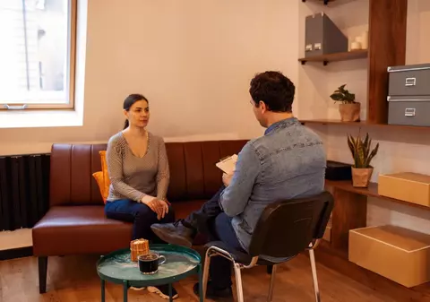 Femeile din Rusia care nu vor să aibă copii sunt trimise la psiholog, ca să dezvolte „o atitudine pozitivă”