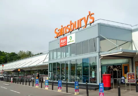 Un bărbat a primit 12.000 de lire, după ce șeful său nu l-a felicitat de Ziua Bărbatului