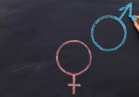 Un consilier socialist din Spania și-a schimbat sexul în acte pentru a beneficia de fonduri europene destinate femeilor: „Nu știu de ce nu face toată lumea asta”