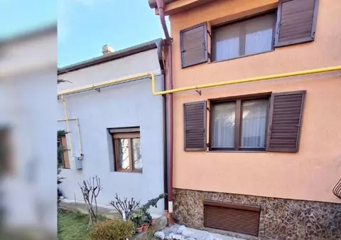 Supraimpozitarea cu 500% a fațadelor neîngrijite din Oradea provoacă nemulțumiri: locuitorii se plâng că plătesc suprataxa de fraier