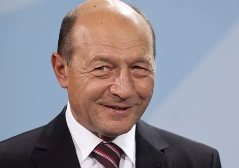 Traian Băsescu, după alegerile din Ungaria: „Tandemul Trump-Putin a fost bătut măr de poporul maghiar”