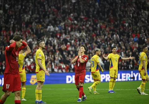 Suporterii românii au avut probleme la porțile de acces, la România - Turcia: „Ne-au scos și banii din portofele”