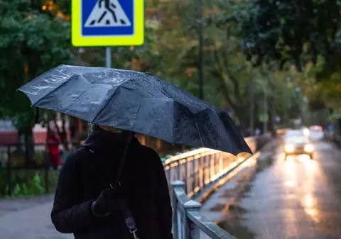 Avertizare meteo ANM de ploi de până la 35 l/mp, ninsori și vânt puternic, între 26 și 30 martie 2026, în toată țara
