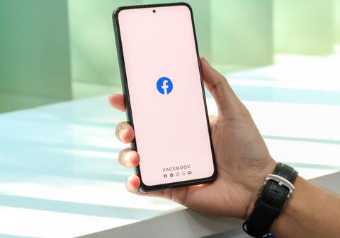 Un bărbat a pierdut 763 de euro zilnic, timp de o lună, după ce nu a mai putut intra în contul de Facebook: „Nu am putut să fac nimic”