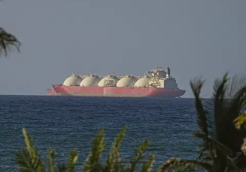 Care sunt navele iraniene care trec prin Strâmtoarea Ormuz, în ciuda blocadei impuse de SUA