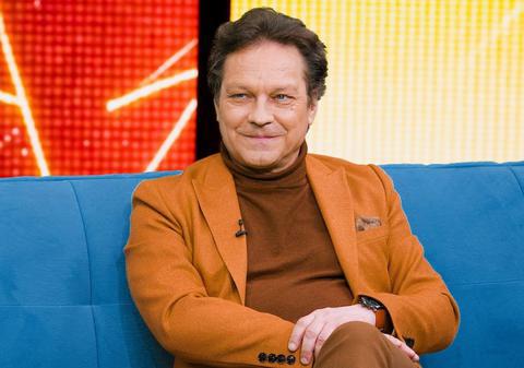 „Complimentul” pe care George Ivașcu îl primește de la mama lui când nu face lucrurile bine: „Dau acum puțin din casă”