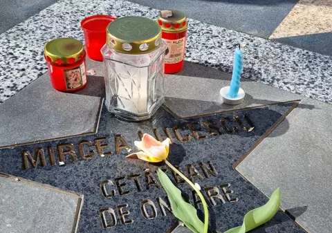 Orașul din România care a declarat zi de doliu local în memoria lui Mircea Lucescu