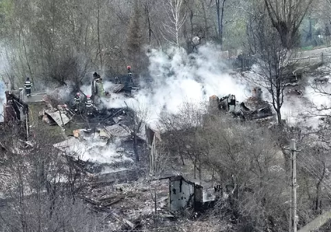 Noi imagini cu dezastrul lăsat în urmă de incendiul devastator din Soveja, în Vrancea: „Situația este critică"