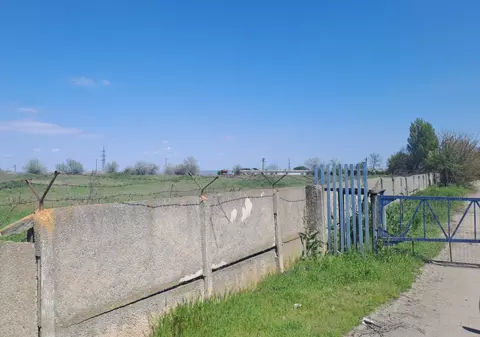 O dronă rusească, care are încărcătură explozivă, s-a prăbușit în Galați. Drona a fost detonată controlat