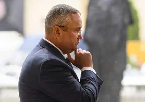 Alexandru Rafila arată cu degetul spre Nicolae Ciucă în dosarul vaccinurilor Pfizer: „Ar fi trebuit să fie mai atent”