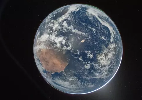 Primele imagini din misiunea Artemis 2: cum arată Pământul văzut de pe drumul spre Lună