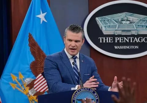 Pete Hegseth revendică o „victorie istorică” și amenință Iranul în privința uraniului îmbogățit: „Îl vom lua prin toate mijloacele necesare”