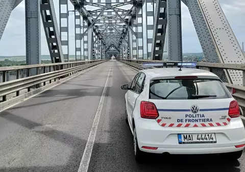 Traficul va fi reluat pe ambele sensuri pe Podul Prieteniei Giurgiu - Ruse, cu ocazia sărbătorilor de Paște