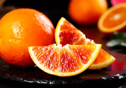 Cum ne influențează citricele starea de spirit: portocala roșie, un aliat neașteptat în controlul emoțiilor