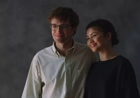 Confesiunea care distruge o nuntă de vis. Ce se întâmplă între Robert Pattinson și Zendaya în filmul „Drama”
