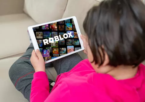 Schimbare majoră la Roblox: Se lansează „Roblox Kids” și „Roblox Select”, dar părinții sunt nemulțumiți