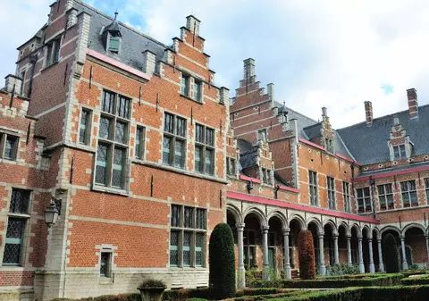 Doi români din Belgia au lăsat scrisori anonime la tribunal și poliție despre un alt român și au ajuns în fața judecătorilor: „Voiau să-și protejeze copiii”