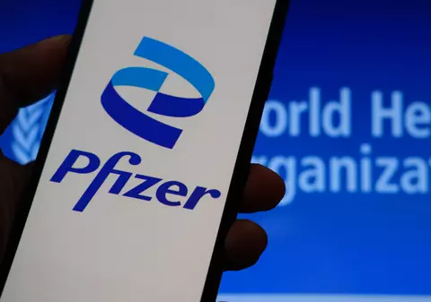 România încearcă să transforme datoria de 600 de milioane de euro către Pfizer în medicamente