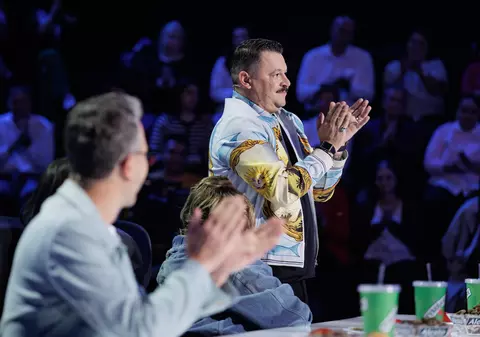 „Românii au talent”, 3 aprilie 2026. O scriitoare transformă durerea în curaj pe scena de la Pro TV. „Vreau să nu mai fiu constrânsă de rapoarte, de structură”