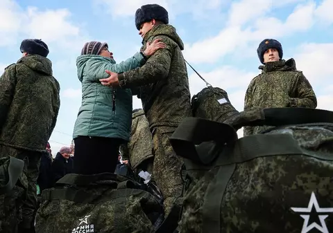 Rusia pregătește o lege care îi va permite lui Putin să trimită „legal” trupe în alte țări: NATO a avertizat deja asupra unui conflict cu o țară aliată