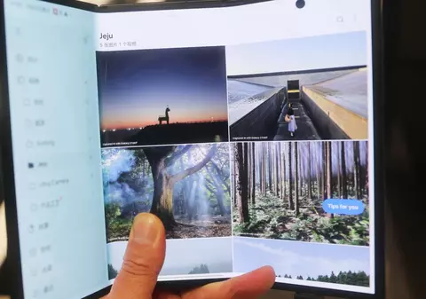 Samsung Galaxy Z TriFold care se pliază de două ori nu îți este suficient? Compania sud-coreeană ar putea lansa un telefon pliabil și mai mare de atât